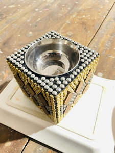 Brûleur d'encens en bois fait à la main Design moderne Couleur unique avec une utilisation de haute qualité pour la maison arabe de Falak World Export - Product Image 3