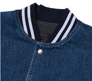 Chaqueta Varsity de Mezclilla para Hombre con Mangas Negras, Cuello Camisero, Corte Regular, Estilo Casual, para Otoño - Product Image 6