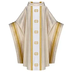 Vestimenta Sacerdotal Moderna de Alta Calidad, Túnica Blanca para Celebrante, Bordada con Estola, Personalizable, Unisex, Transpirable - Product Image 1