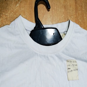 เสื้อยืดผู้ชายสีทึบดีไซน์โลโก้ตามสั่งจากบังคลาเทศ - Product Image 3