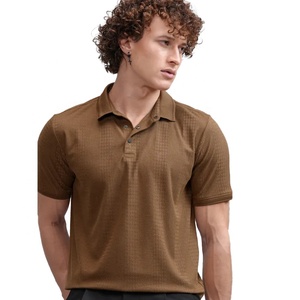 Camiseta de Punto para Hombre 2026, Color Sólido, Manga Corta, Estilo Casual, Corte Regular, Resistente a las Arrugas, Color Marrón, Cierre con Botones - Product Image 1