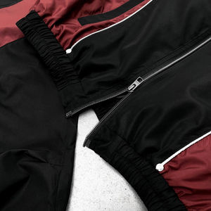 Ensemble coupe-vent homme OEM 2026 noir et bordeaux, style sportif à blocs de couleur, manches longues, avec poches latérales, pour l'automne - Product Image 3