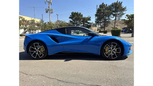 Lotus Emira V6 First Edition 2024 Manual, Usado en Excelentes Condiciones - Product Image 2