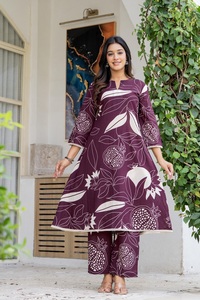 Kurta pour femme imprimé grenade violette avec pantalon palazzo assorti, tenue décontractée ethnique traditionnelle, coupe ample, longueur cheville, en coton - Product Image 5