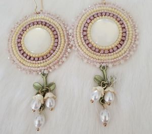 Pendientes Bordados a Mano con Cuentas para Mujer, Estilo Bohemio Contemporáneo, Étnico y Vintage - Product Image 4