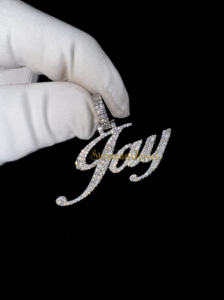 Plata de Ley 925 'Jay' personalizado cualquier nombre colgante Moissanite diamante helado estilo de lujo personalizado Hip Hop joyería regalo para él - Product Image 4