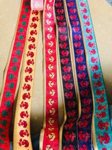 Encaje con estampado digital moderno, perfecto para ropa festiva y conjuntos de diseñador. - Product Image 4