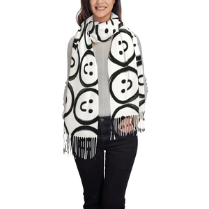 ผ้าพันคอไหมพิมพ์ลายแฟชั่น ดีไซน์หรูหรา แบบยาว สำหรับขายปลีกและขายส่ง - Product Image 4