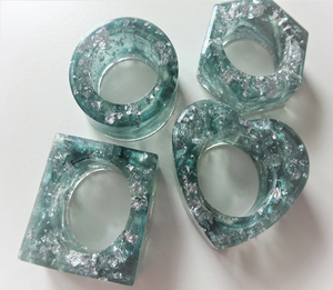 Anillo para Servilletas de Resina Epoxi con Diseño de Frasco Plateado, Anillo para Servilletas para Mesa de Comedor, Forma Circular/Corazón/Cuadrada, Pulido, Tradicional - Product Image 1