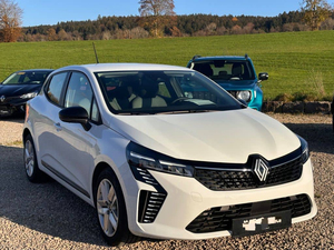NOUVEAU RENAULT CLIO AWD 2024 17 800 KM BLANC 100 CV 5 PLACES 4 CYLINDRES TRANSMISSION AUTOMATIQUE - Product Image 2