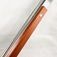 Pinces de barbecue en acier inoxydable 18/0 de qualité alimentaire pour l'extérieur avec long manche en bois pour griller, cuisiner et frire