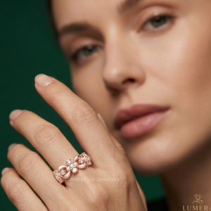 Anillo de Eternidad de Lujo con Diamantes Cultivados en Laboratorio con Corte Brillante Personalizado, Chapado en Rodio, con Piedras Laterales de Moissanita para Mujer, para Boda, IGI - Product Image 5