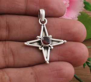 Colgante de estrella de granate rojo hecho a mano en plata de ley, joyería cristiana, collar de piedras preciosas naturales, regalo para mujeres y hombres - Product Image 3