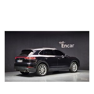 Porsche Cayenne 3.0 2024 con Caja de Cambios Automática, 108,893 km, Asientos de Cuero, Cámara Trasera, Volante a la Izquierda - Product Image 2