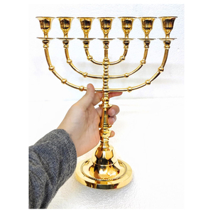 Menorah de Latón de 9 Brazos, Alta Calidad, Estilo Vintage, Ornamentada, Sólida, Antigua, Pulida, Hecha a Mano - Product Image 4