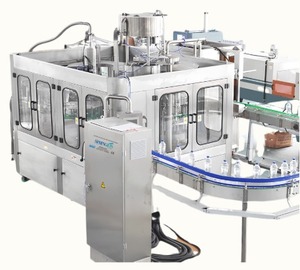 Máquina Eléctrica Automática para Llenado de Botellas de Agua Mineral de Plástico |   Máquina 3 en 1 para Enjuague, Llenado y Tapado de Botellas de Alta Productividad - Product Image 1