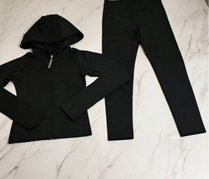 Ensemble de sport 2 pièces pour femme, vêtements de sport Y2K, ensemble de survêtement personnalisé avec logo, veste zippée intégrale et pantalon évasé - Product Image 3