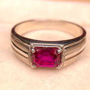 แหวนหมั้นทับทิมเงินแท้ 925 แหวนทับทิมทรงเหลี่ยมมรกต แหวนแต่งงานสำหรับทั้งชายและหญิง เครื่องประดับประจำเดือนกรกฎาคม - Product Image 6