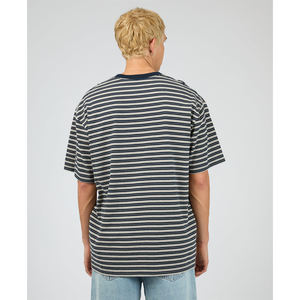 เสื้อยืดแขนสั้นผู้ชายไซส์ใหญ่ ระบายอากาศดี ลายทาง คอกลม สตรีทแวร์ รับทำโลโก้ตามสั่ง ขายส่ง OEM สำหรับฤดูร้อน - Product Image 2