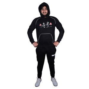 Ensemble de survêtement homme coupe ajustée avec passepoil réfléchissant 3M, pantalon de jogging et sweat à capuche polaire noir avec impression en relief - Product Image 1