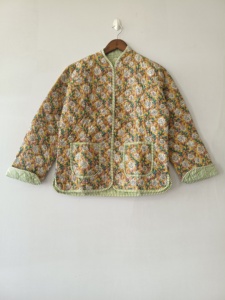 Veste courte matelassée en tissu imprimé à la main indien pour femme, nouveau style, style patchwork, vestes et manteaux matelassés faits à la main - Product Image 2