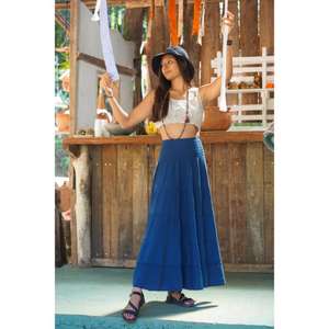 Ensemble deux pièces bohème pour femmes, haut court blanc et jupe longue bleue taille haute, tenue décontractée d'été pour la plage - Product Image 2