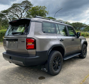 Toyota Land Cruiser Prado SUV Híbrido 2025 - Product Image 4