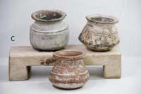 Pot Tanah Liat Antik Beraneka Ragam, Pot Tanaman Vintage, Wadah Terakota Rustic, Buatan Tangan, Dekorasi Rumah Tradisional, Aksen Dekoratif