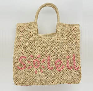 กระเป๋าโท้ทสไตล์โบโฮ Steu Jute ขนาดสั่งทำได้ สำหรับใส่ของไปงานปาร์ตี้ริมชายหาด พร้อมดีไซน์ตัวอักษร - Product Image 5
