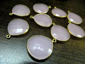 Connecteurs Briolette en Calcédoine Rose en Forme de Cœur 20mm, Pierre de Quartz Rose, Breloque à Boucle Unique pour Fabrication de Bijoux - Product Image 4