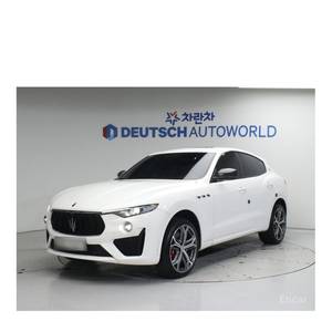 Maserati Levante 3.8 GTS AWD Modelo Diciembre 2018 con 67,352 km, Volante a la Izquierda, Caja de Cambios Automática, Cámara Trasera - Product Image 2