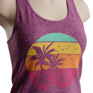 Camiseta sin mangas morada para mujer con estampado de palmeras y puesta de sol, cuello redondo, estilo casual, transpirable y de punto. - Product Image 4
