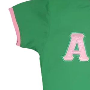 Camiseta Verde Clásica de Satén con Letras Estampadas para Mujer, Top Gráfico Casual de Manga Corta, Ropa de Moda para Uso Diario, Prenda Elegante - Product Image 6