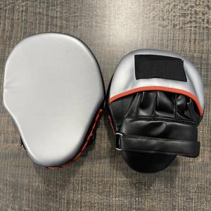 Almohadillas de enfoque de boxeo de arte marcial Muay Thai Kick personalizadas, mitones de perforación, almohadillas de mano de entrenamiento, mitones de enfoque de boxeo - Product Image 6