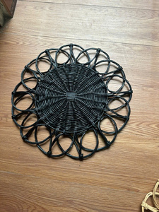 จานรองอาหารทำมือจากเส้นใยไม้ไผ่ ลายเรียบและลายพืชธรรมชาติ สำหรับใช้ในบ้านและงานแต่งงาน ผลิตในเวียดนาม - Product Image 6