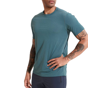 T-shirt à manches courtes pour homme, col rond, couleur unie, tricoté, séchage rapide, coupe ajustée, vêtements décontractés, bleu turquoise, tissu polyester - Product Image 1