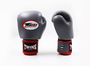 Guantes de Boxeo Premium Twins con Correa Ajustable, Logotipo Personalizado, Cuero Profesional, para Sparring y Combate, Equipo Deportivo - Product Image 2