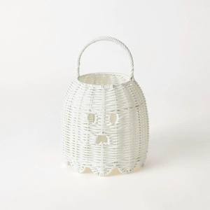 Cesta de mimbre fantasma blanca con diseño original, figurita de espiritu amigable para set de regalo de Halloween para niños - Product Image 3