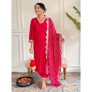 Conjunto Elegante de Talla XL con Top y Pantalón para Fiesta con Dupatta - Product Image 3