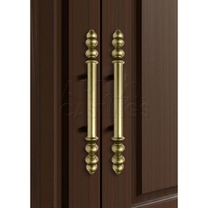 Hecho de metal de alta calidad para una belleza y durabilidad duraderas, una impresionante manija de puerta que complementa interiores elegantes. - Product Image 5