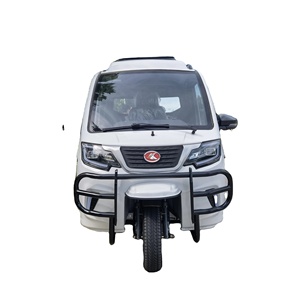 <span class=keywords><strong>Motociclo</strong></span> <span class=keywords><strong>a</strong></span> Tre <span class=keywords><strong>Ruote</strong></span> da 250cc <span class=keywords><strong>a</strong></span> Benzina Economico con Cabina per Adulti, Colori Personalizzabili, Camioncino Pickup, Moto Sportiva - Product Image 1