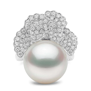 Luxury Women <b>Cocktail</b> <b>Ring</b> With Seawater Pearl And Round Brilliant Cut Diamonds Flower Design 18K Solid <b>Gold</b> - Product Image 1