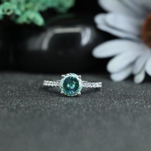 Luxury Green Round Cut Moissanite CZ <b>Ring</b> Prong Setting Engagement <b>Ring</b> 925 <b>Silver</b> Women Wedding Jewelry - Product Image 1