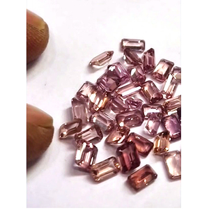 41 pièces de grenats naturels à changement de couleur, taille octogonale 5x3mm, 15 carats, lot Iroc Sales, pierres précieuses en vrac de bonne qualité, 45 USD pour tout le lot - Product Image 3