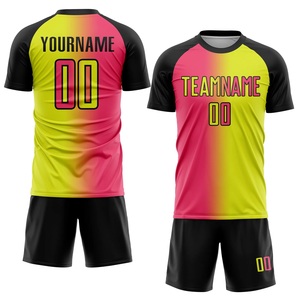 ชุดเสื้อฟุตบอลไล่เฉดสีเขียวมะนาวชมพูแบบกำหนดเอง แขนสั้น ระบายเหงื่อได้ดี ชุดทีมพร้อมพิมพ์ชื่อและหมายเลขแบบซับลิเมชั่น - Product Image 1