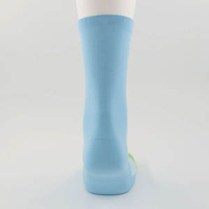 Chaussettes de sport pour hommes, personnalisées, épaisses, à compression, pour le cyclisme, le basketball, de haute qualité, avec logo personnalisé, super élastiques, chaussettes tube OEM - Product Image 2