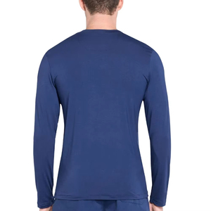 Camiseta interior transpirable de nuevo diseño, hecha a medida, para enfermeros, de tela suave, ideal para turnos largos en el cuidado de la salud. - Product Image 5