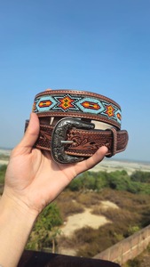 Cinturón Clásico LEATHERCART de Cuero Repujado con Diamantes, Hebilla de Aleación, Acabado Vaquero Premium, Ecológico, Impermeable y Duradero - Product Image 1