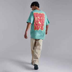 เสื้อยืดคอกลมทรงบ็อกซี่โอเวอร์ไซส์ผ้าฝ้ายโพลีเอสเตอร์ 100% ดีไซน์ใหม่ ขายส่งสำหรับผู้ชาย ปี 2026 ราคาถูก สั่งทำได้ แบบเรียบง่าย แห้งเร็ว ระบายอากาศได้ดี - Product Image 2