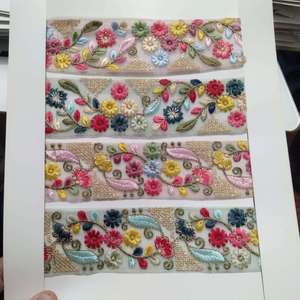 Tela de encaje bordado de diseñador duradera a granel para vestidos, ribete de encaje floral, decoración de prendas, proveedor de textiles de moda, textil de calidad. - Product Image 4